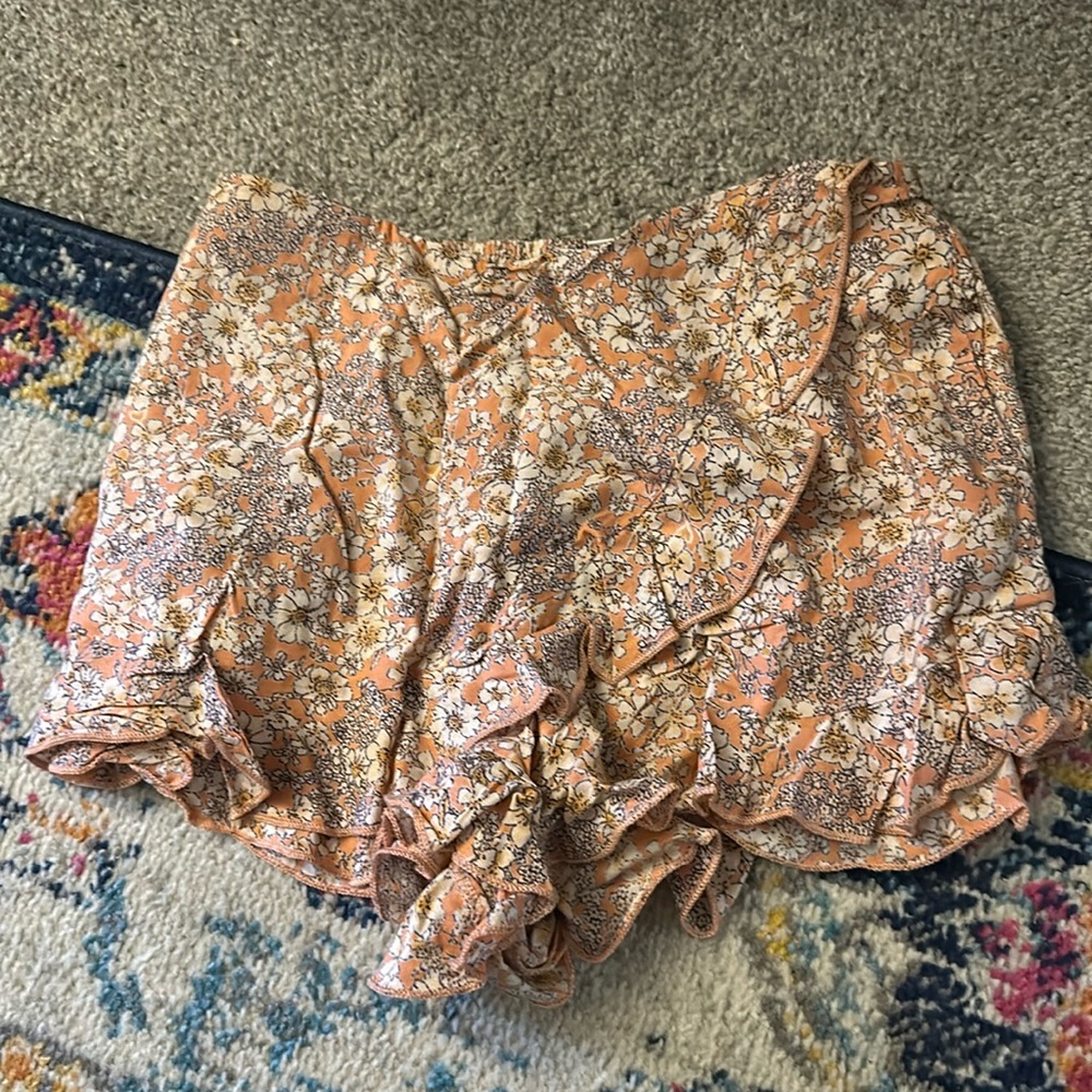 Patrons of Peace // flowered flowy skort